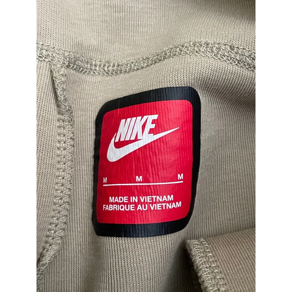 Nike Sportswear Tech Fleece Joggers Men's Medium Tan Khaki Sweatpants FB8002-247